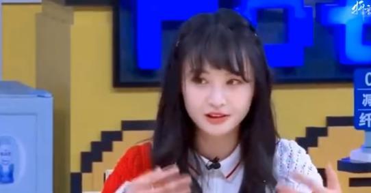 阿伟爆料邓倩照片高清视频,细节揭秘引网友热议 第2张 阿伟爆料邓倩照片高清视频,细节揭秘引网友热议 第2张